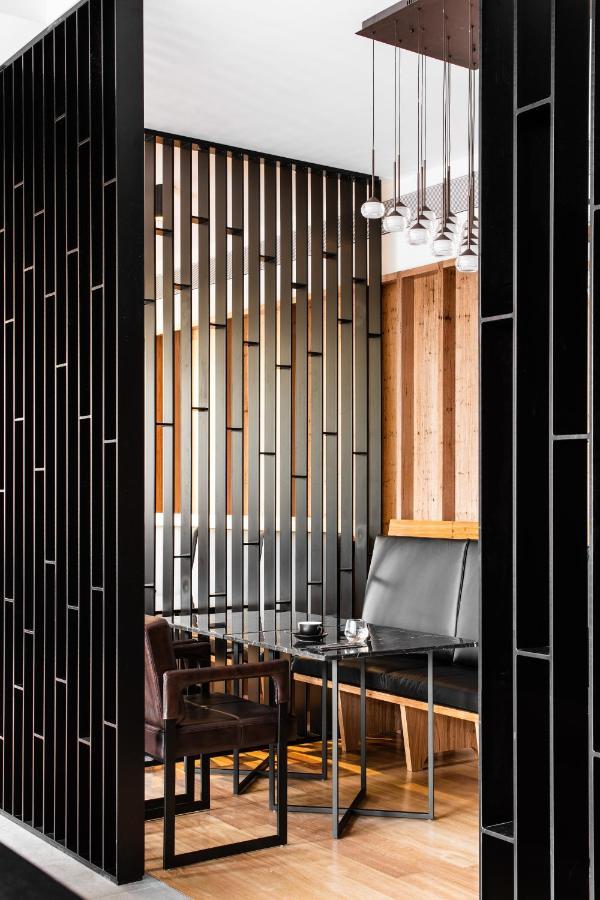 Hotel Verge לונסטון מראה חיצוני תמונה