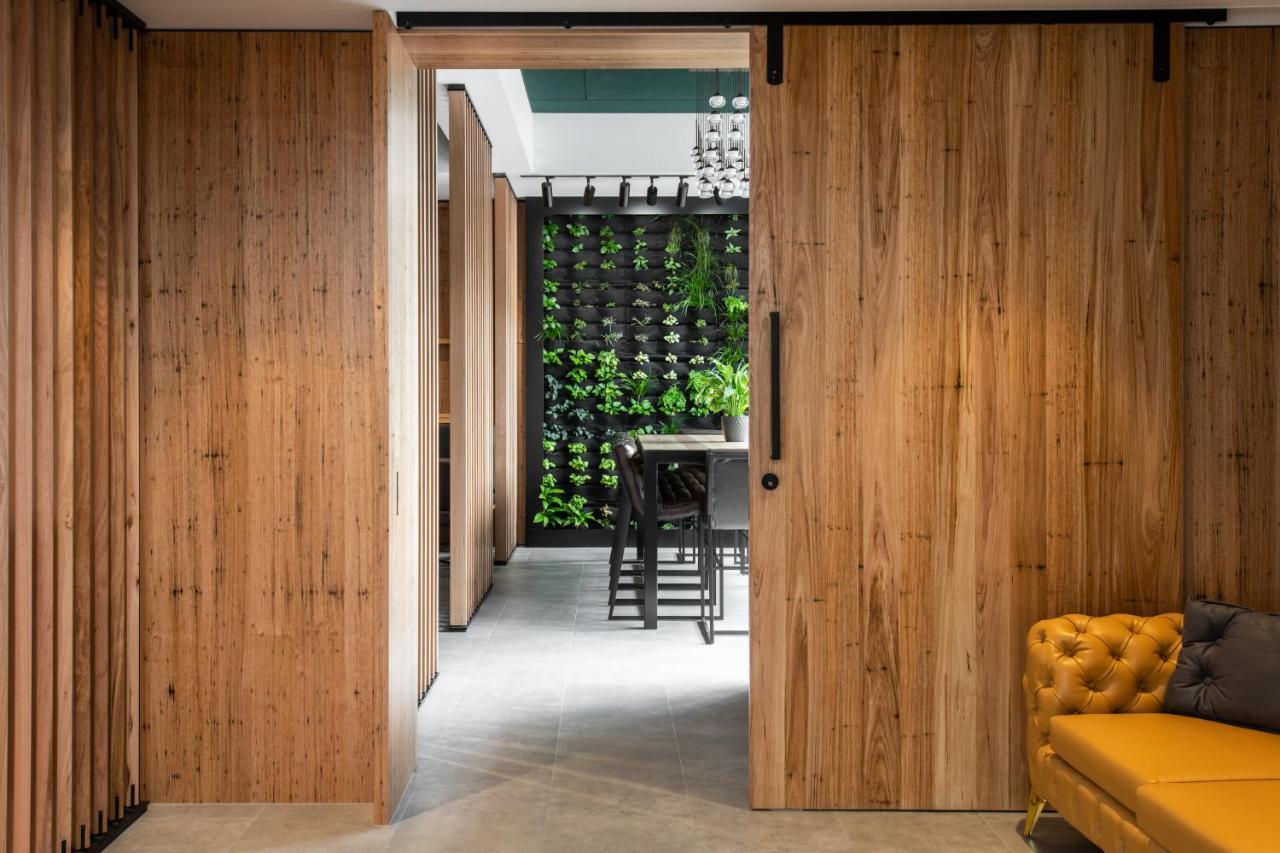 Hotel Verge לונסטון מראה חיצוני תמונה